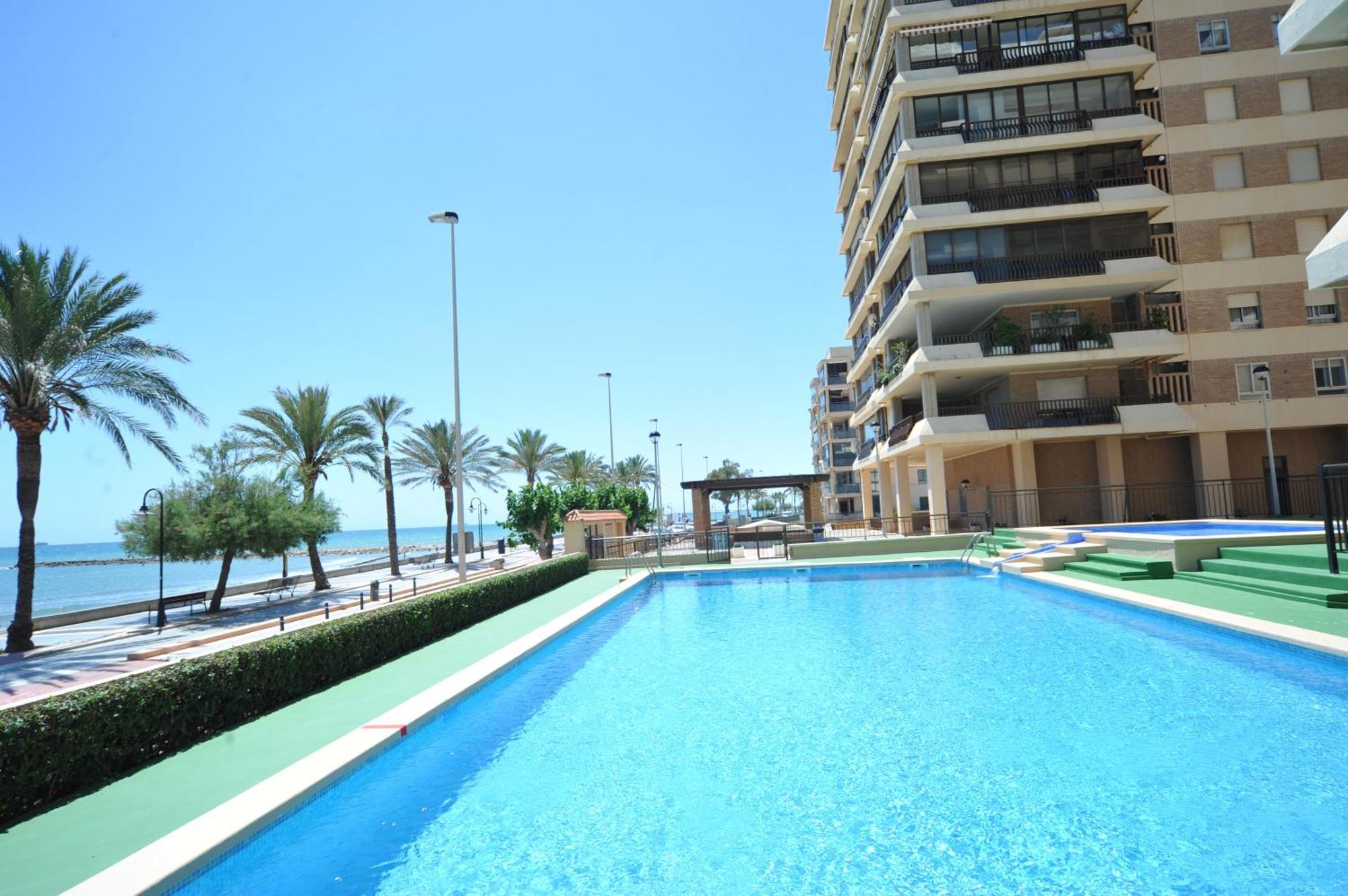ベニカシムCastellmar Vista Mar Orangecostaアパートメント エクステリア 写真